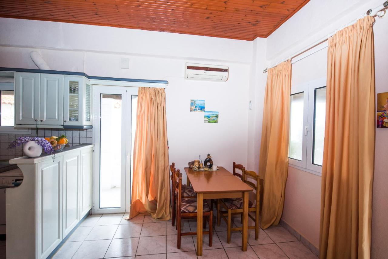 Pantelis Apartments Άγιος Γεώργιος Εξωτερικό φωτογραφία